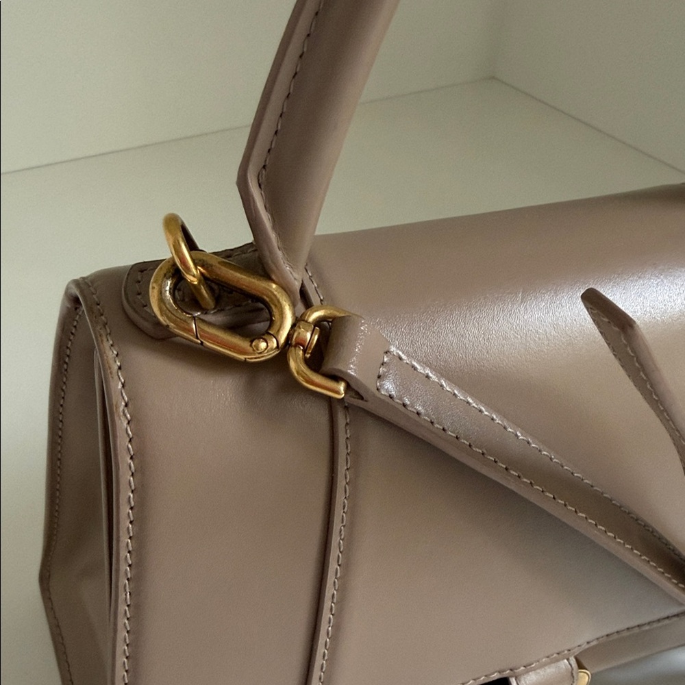 Authentic Balenciaga - Picture 4 of 12